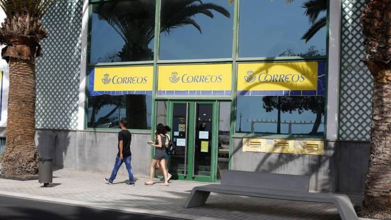 Correos descarta recuperar al uso la sede de la avenida