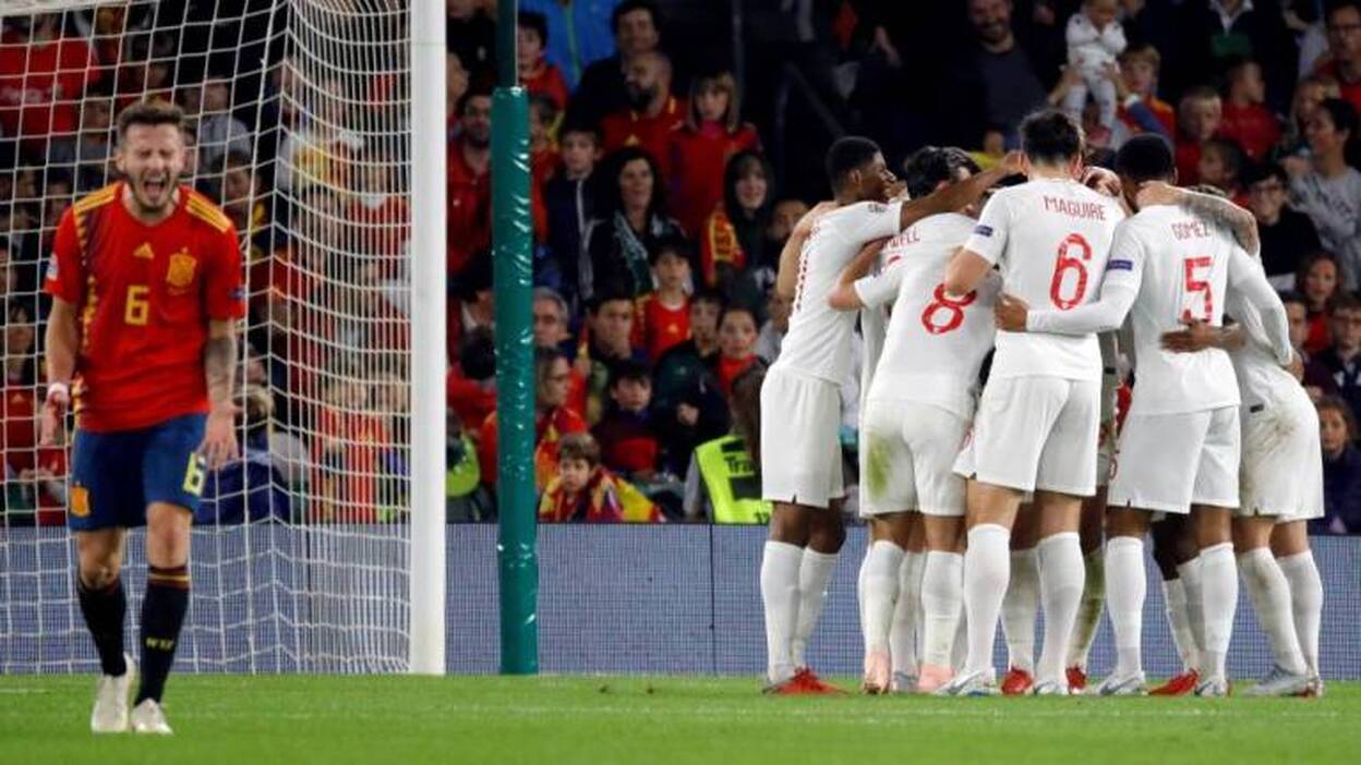 Inglaterra devuelve el golpe a España (2-3)