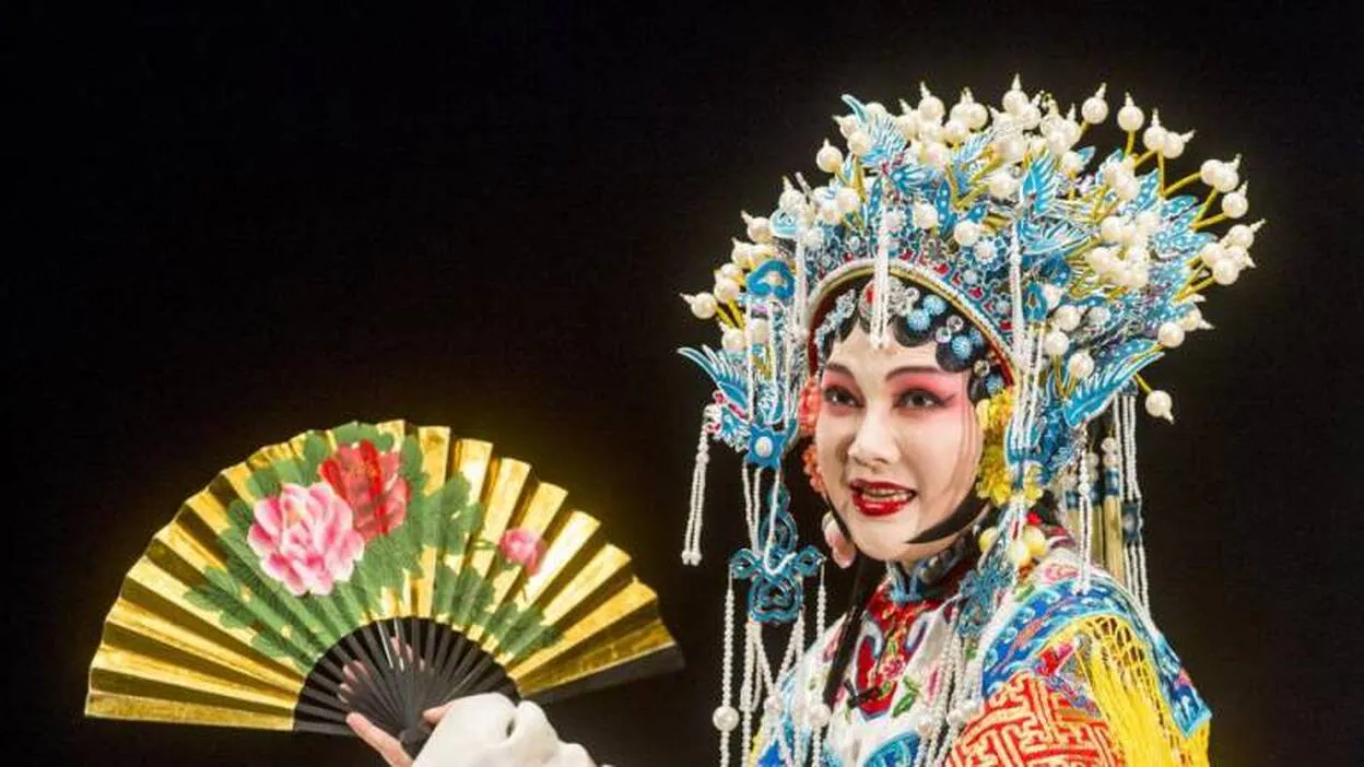 Los alumnos del Colegio Hispano Inglés asisten a la Ópera China de Sichuan