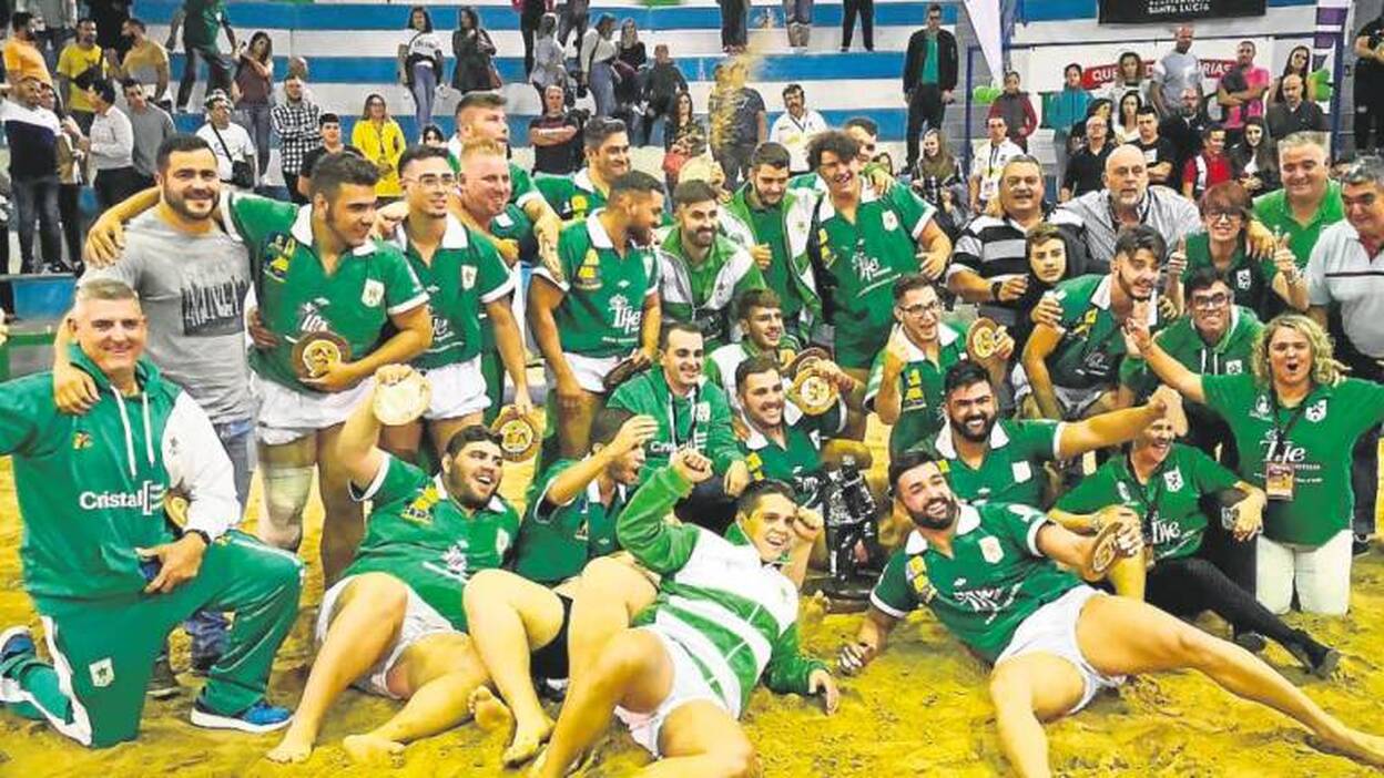 Álvaro Déniz da el título de Lucha Corrida al Estrella