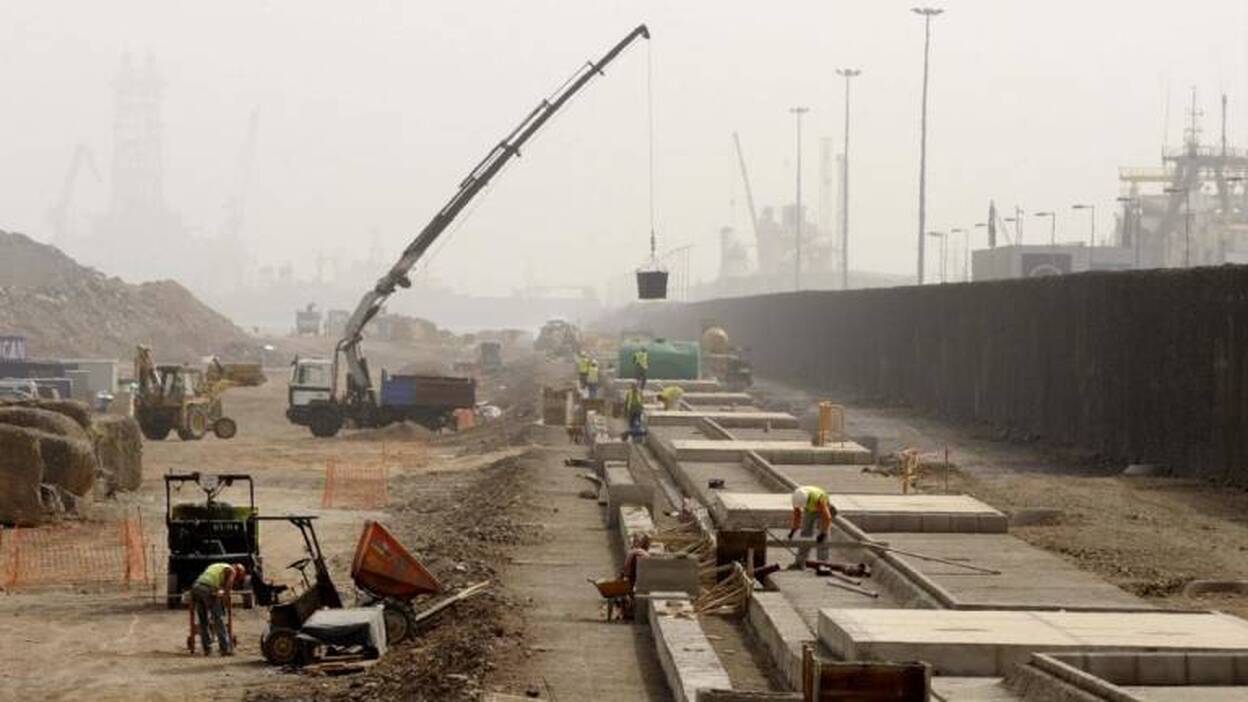 Tres presidentes para La Esfinge, una obra llena de irregularidades