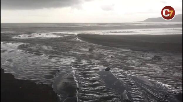 La tormenta deja su huella en Las Canteras