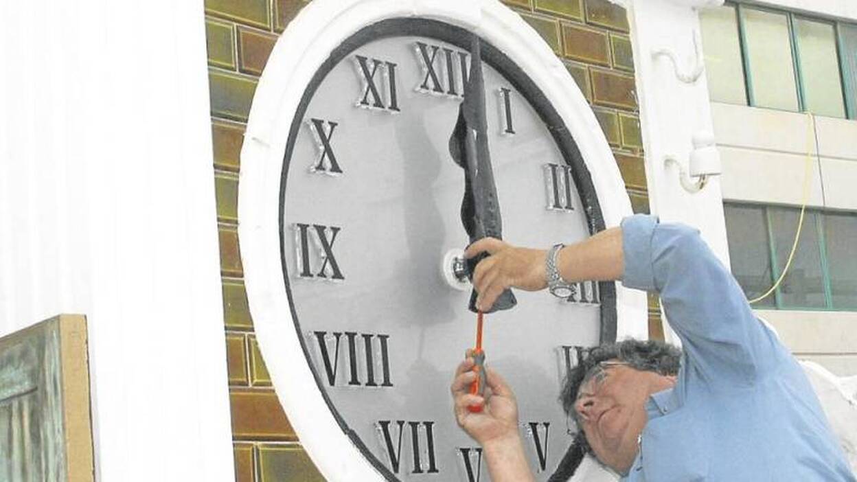 La UE apuesta por posponer a 2021 la supresión del cambio de hora