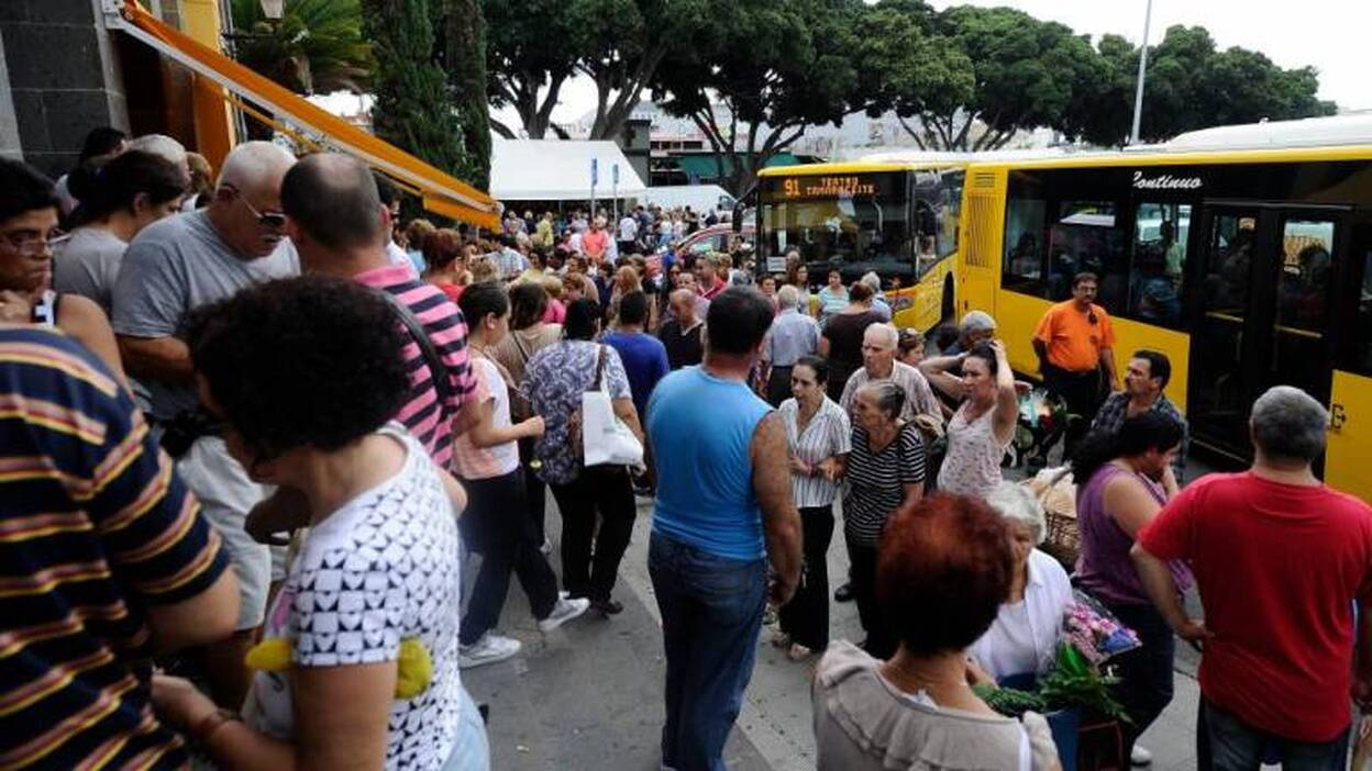 A los cementerios, mejor en guagua