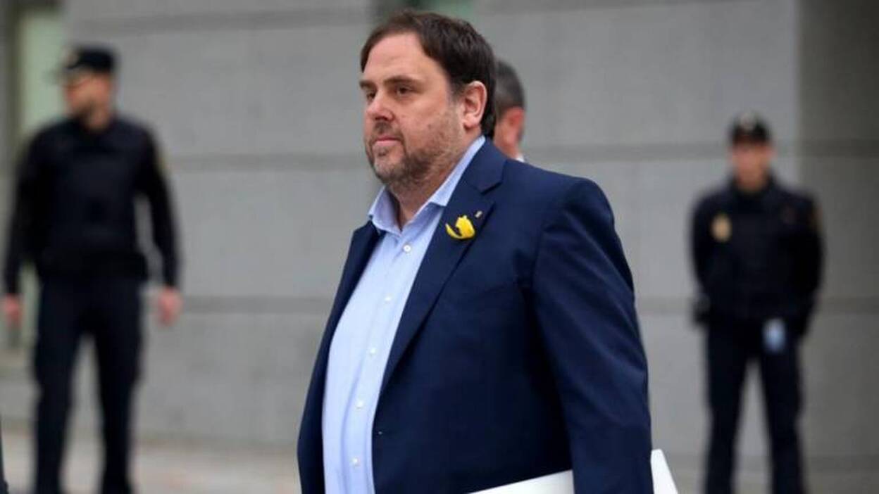 Fiscalía y el abogado del Estado se contradicen al acusar a Junqueras