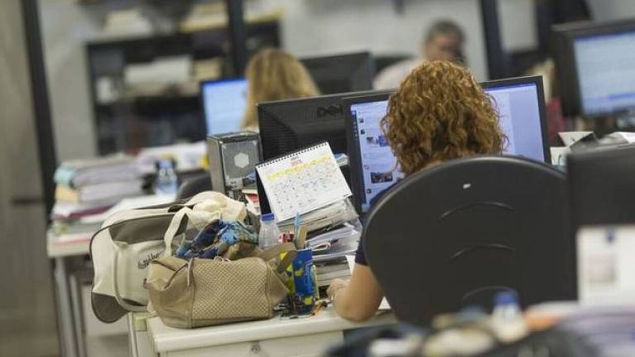 Casi cuatro de cada diez canarios cobran menos de 1.230,9 euros brutos al mes