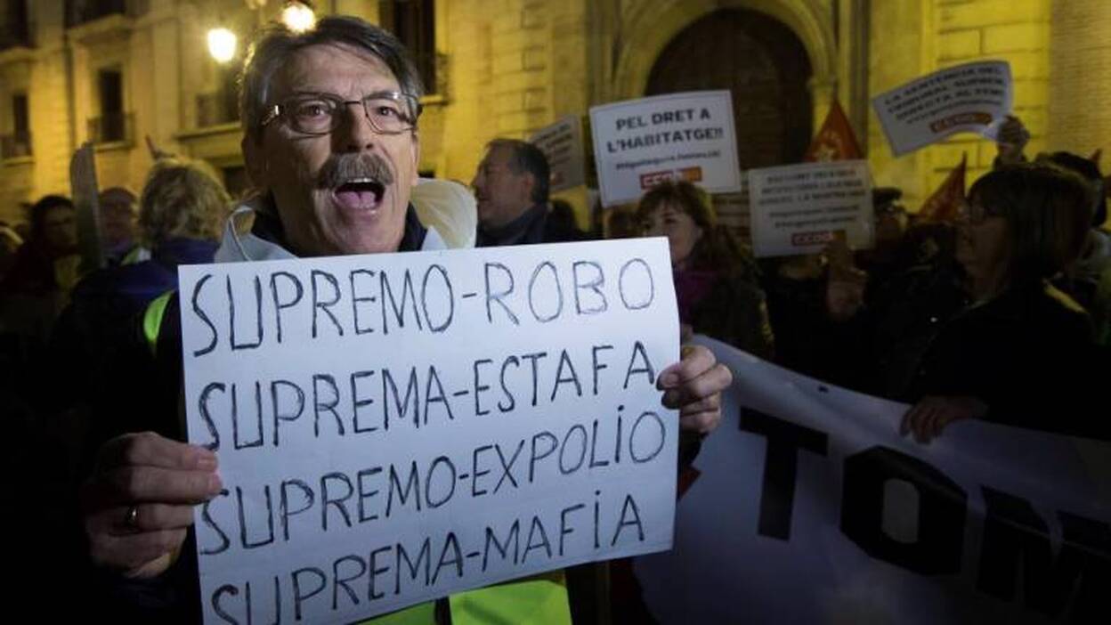 La banca no pagará el impuesto cuando dé hipotecas al Estado y la Iglesia