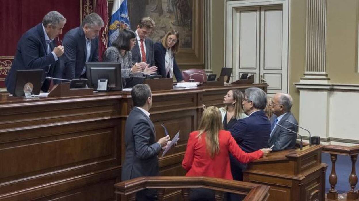 Darias traslada al Consultivo las dudas sobre la reforma electoral