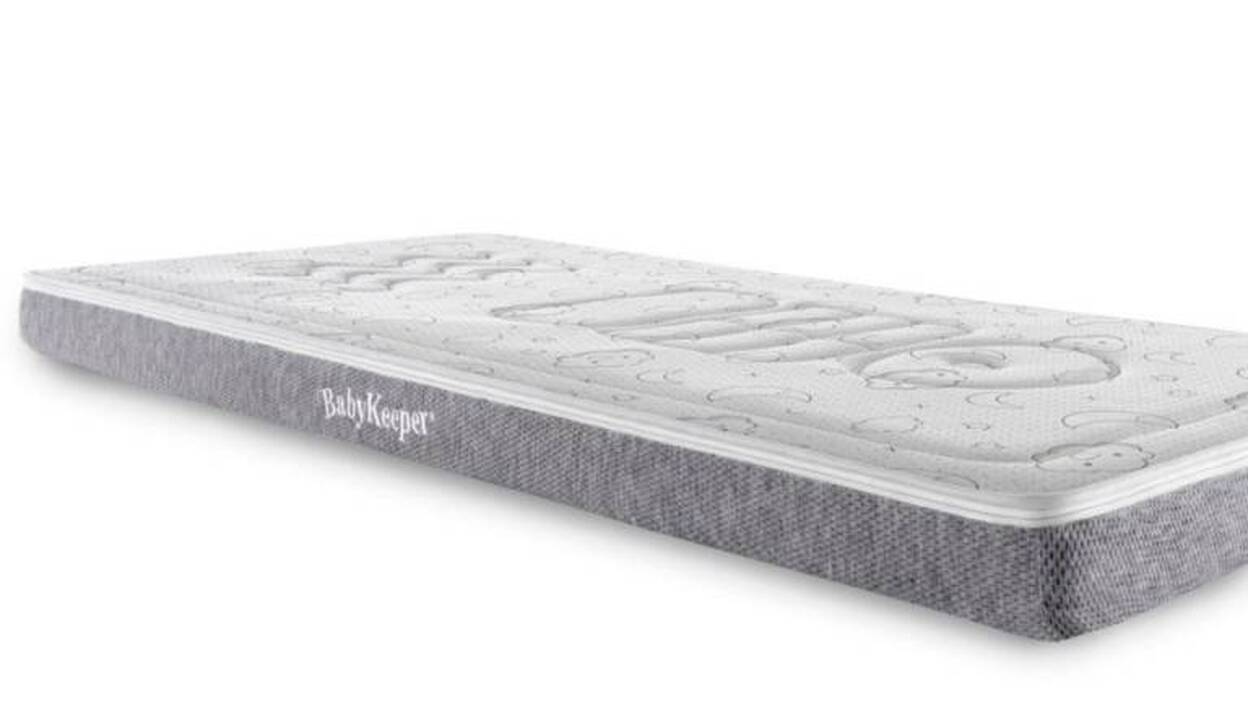 Crean un colchón para bebés que previene y corrige la deformidad craneal