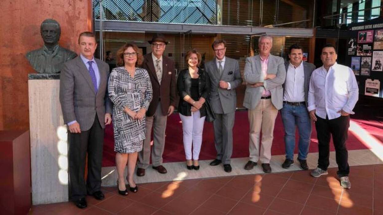 Ofrenda floral a Alfredo Kraus el día de su cumpleaños