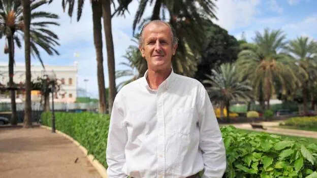 Joaquín Costa, en su etapa de presidente del Gran Canaria. / Juan Carlos Alonso.