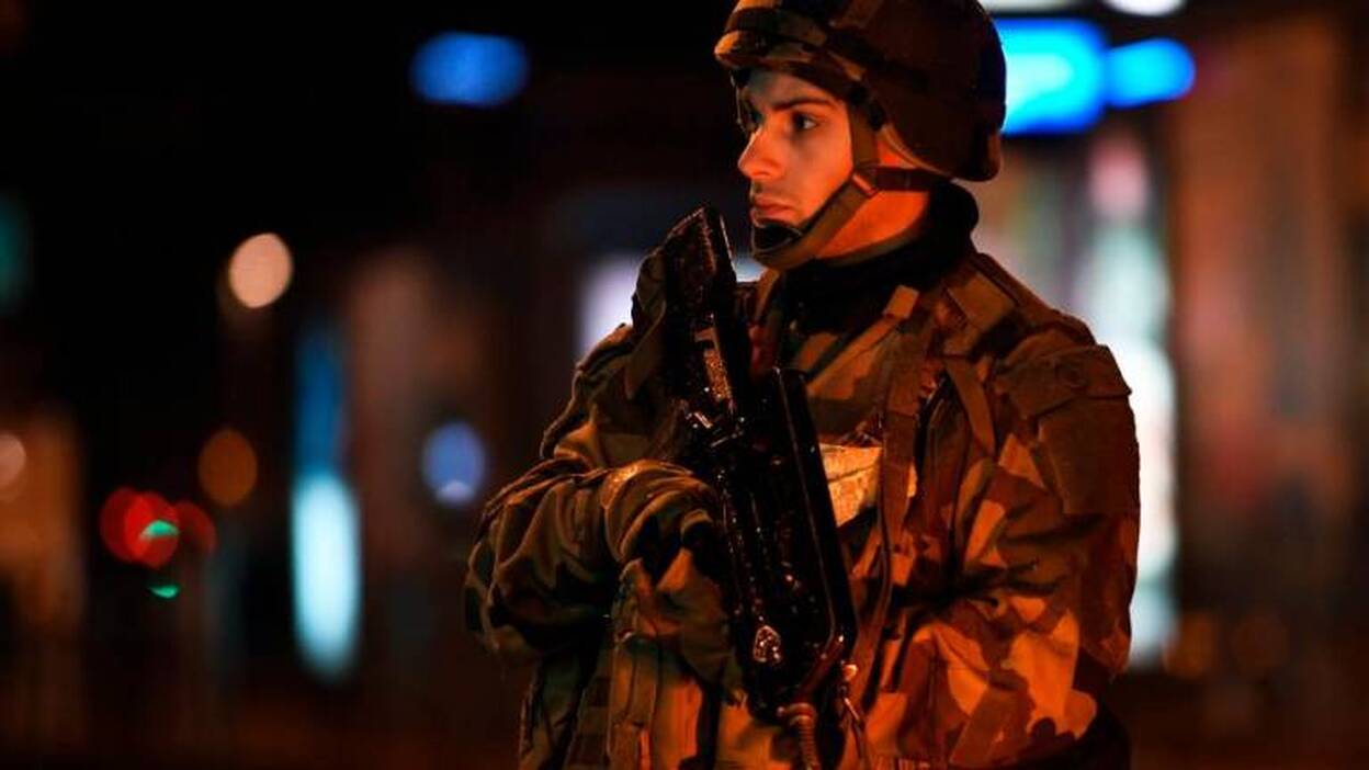 La Policía lanza una operación en el centro de Estrasburgo tras identificar al responsable del tiroteo