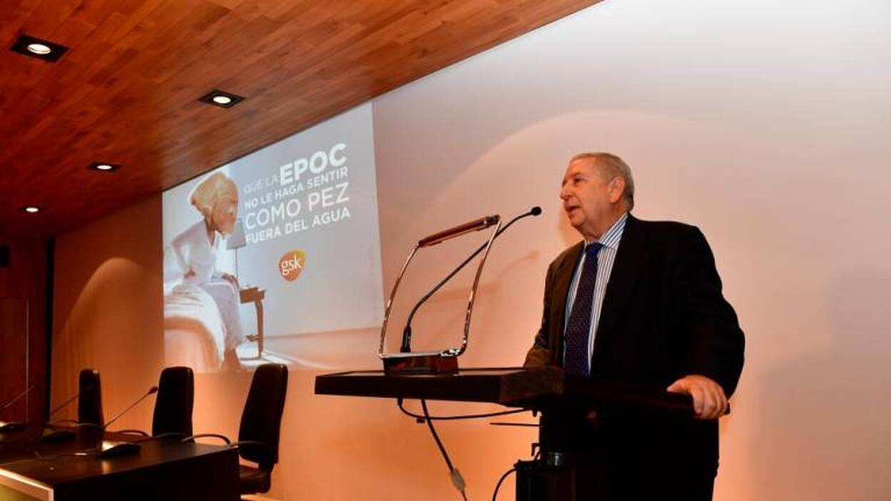 El doctor René Lamar diserta sobre la Epoc