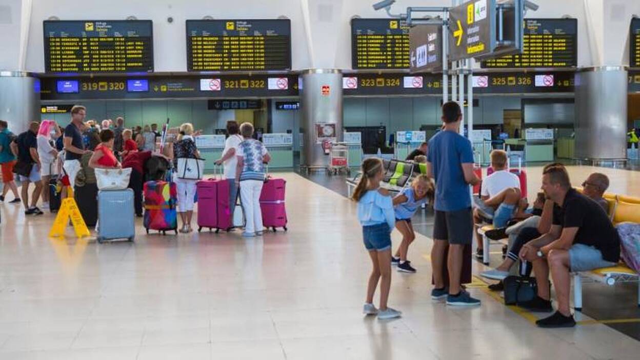 Las aerolíneas no podrán preguntar al viajero si es residente hasta el final