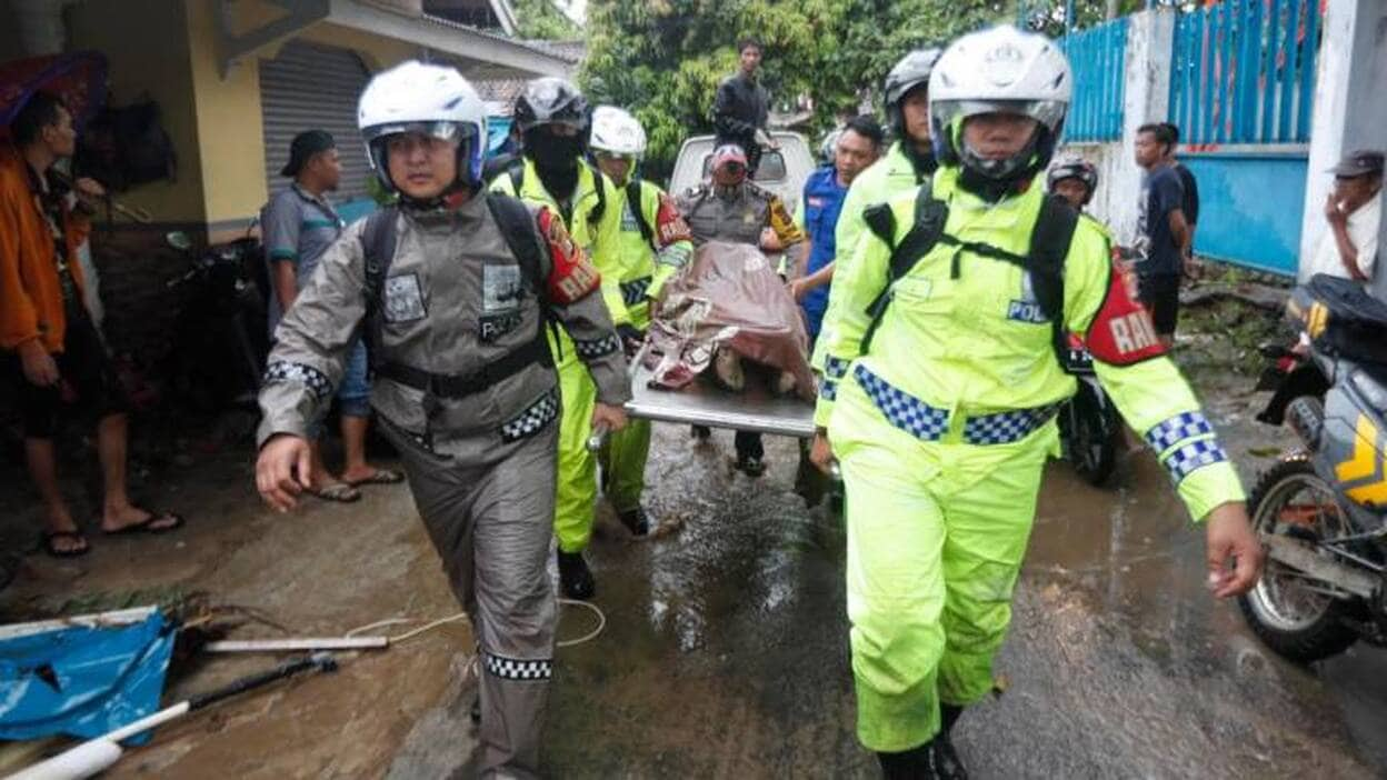 Sin constancia de víctimas españolas en el tsunami de Indonesia