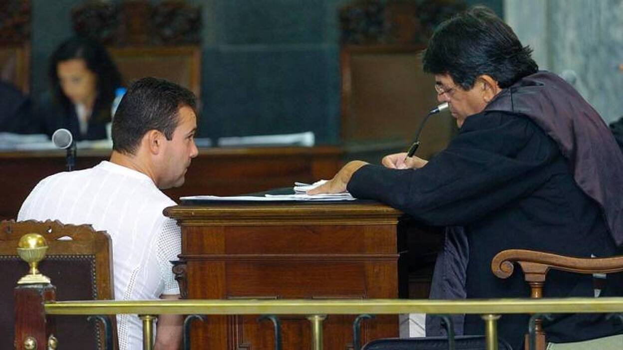 Sin rastro del asesino que no volvió tras el permiso carcelario