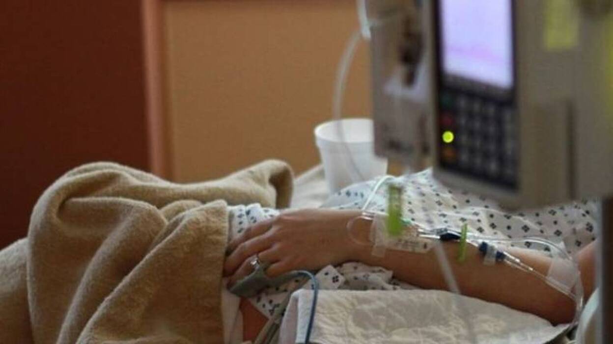 Violan a una mujer en coma y da a luz