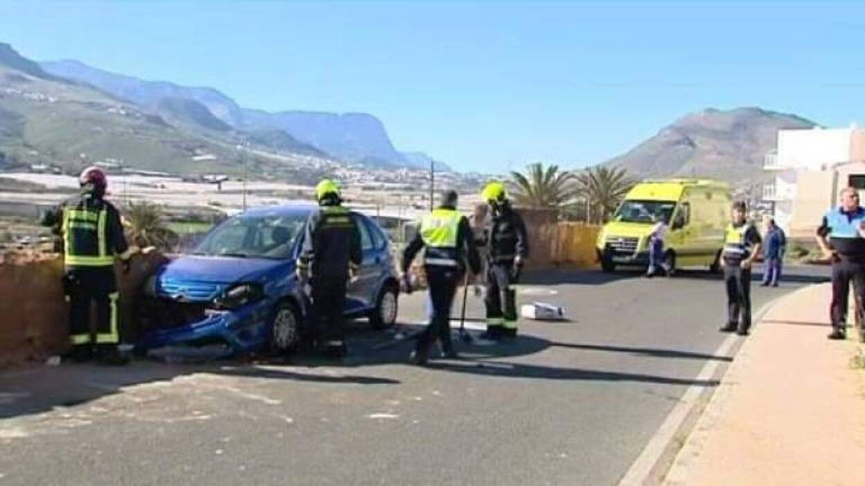 Una mujer fallecida en el vuelco de un vehículo en Gran Canaria