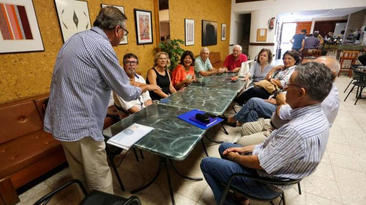 La escultura de César se ubicará  en pleno Charco junto a la Rocar