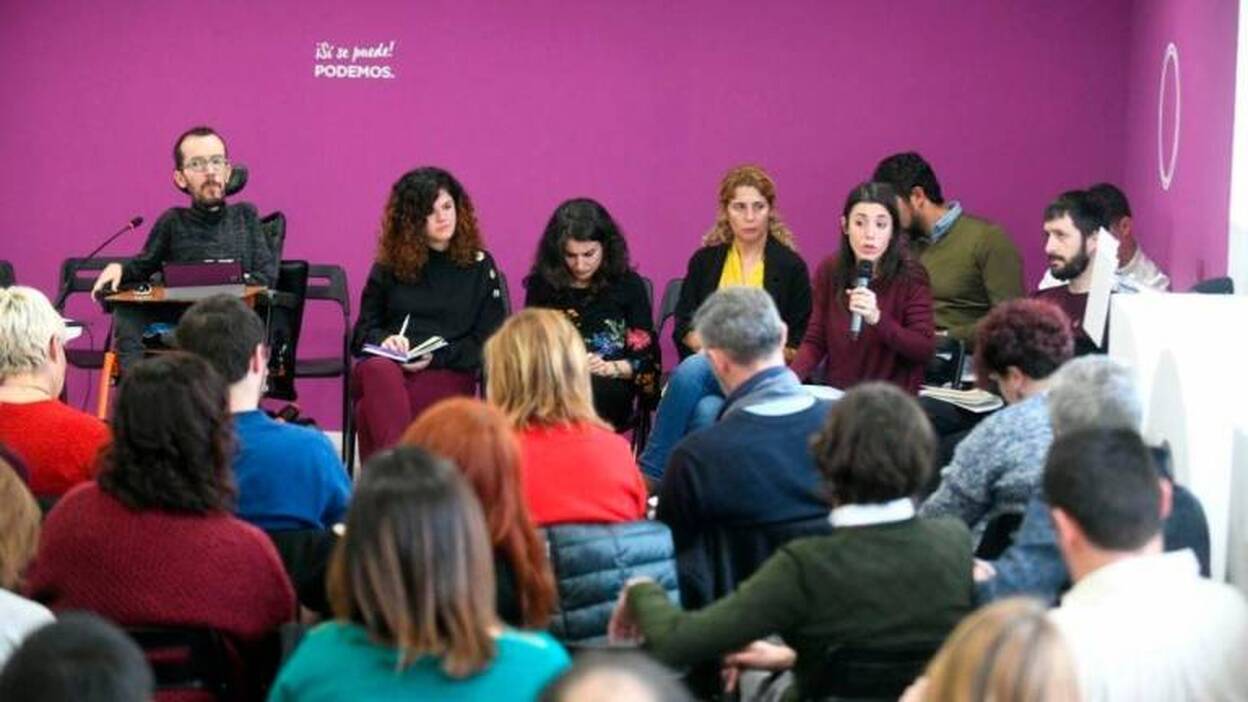 Podemos apela a Errejón a dejar su escaño, pero matiza que debe decidirlo él