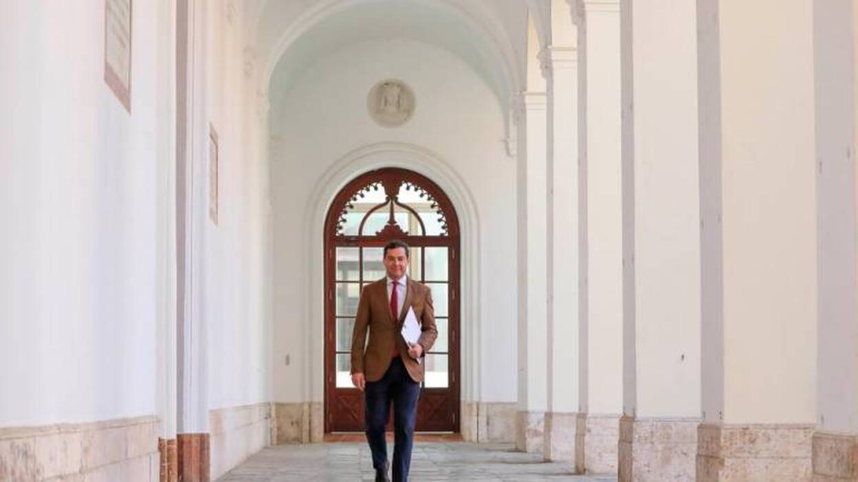 Moreno nombra un gobierno con cuatro independientes y "sin distinguir siglas"