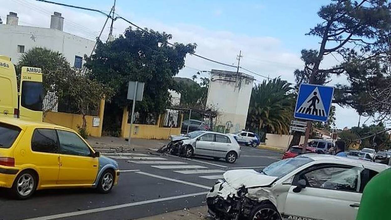 Dos heridos en una colisión en Valsequillo
