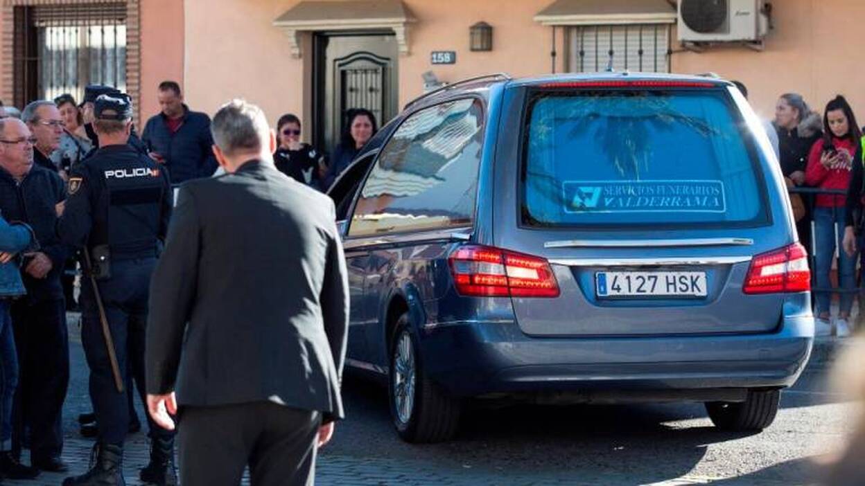 La autopsia revela que Julen sufrió politraumatismos y que cayó de pie