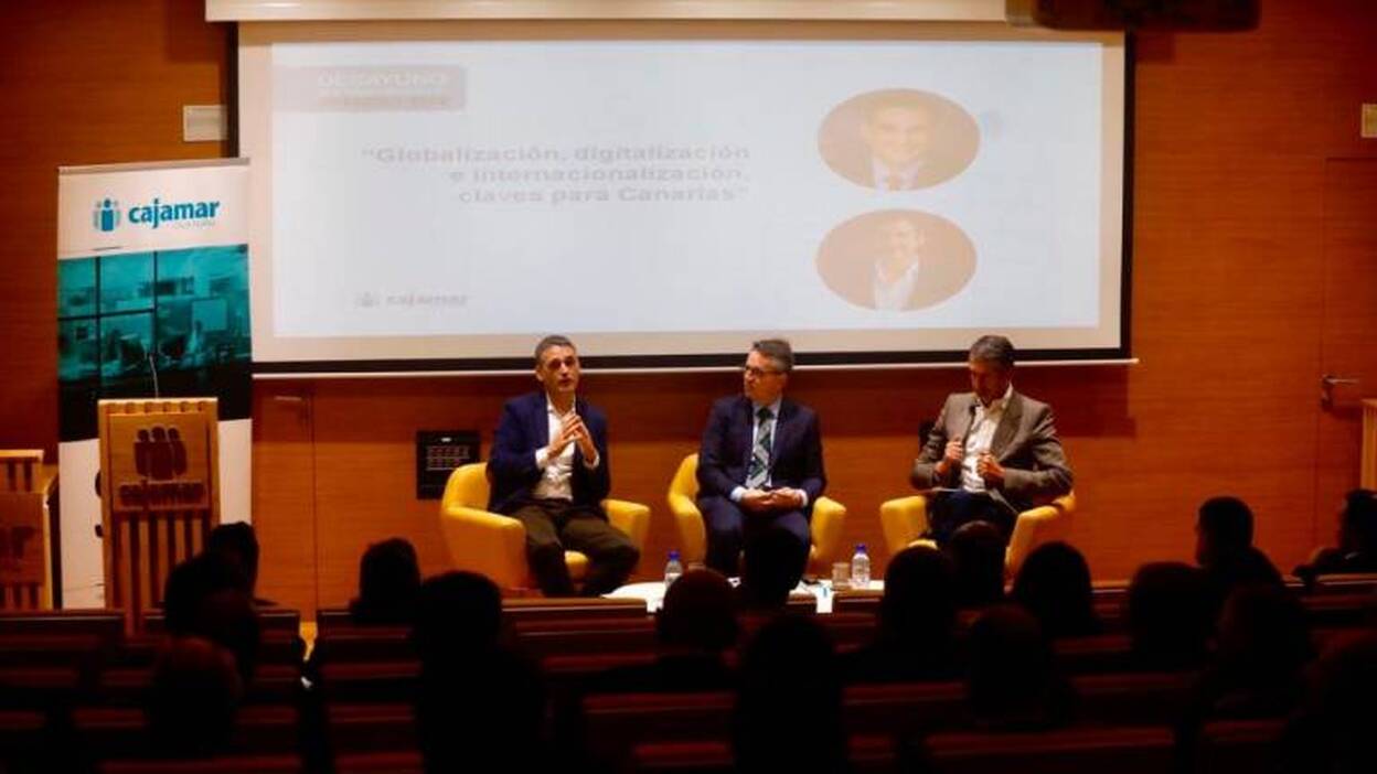 Desayuno socioeconómico de Cajamar