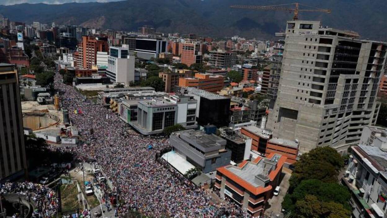 Ayuda humanitaria para Venezuela desde Brasil y Colombia