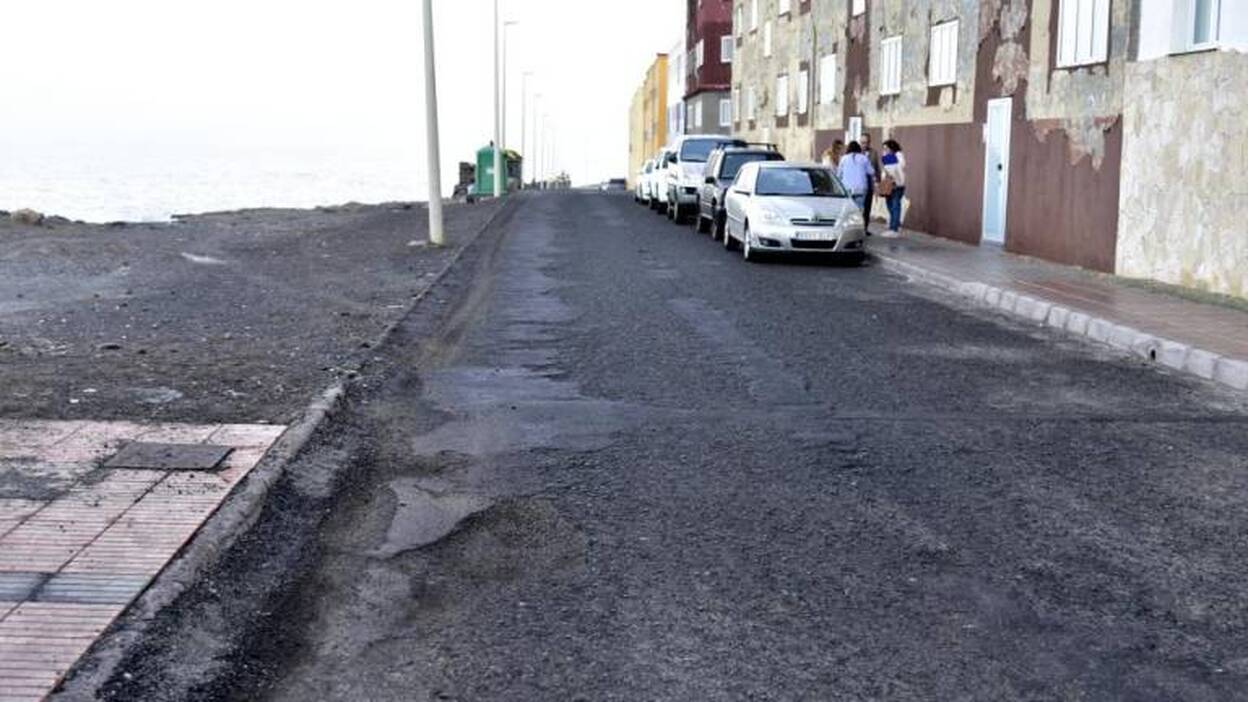 Obras asfaltará 22 calles del casco, Las Remudas y la costa