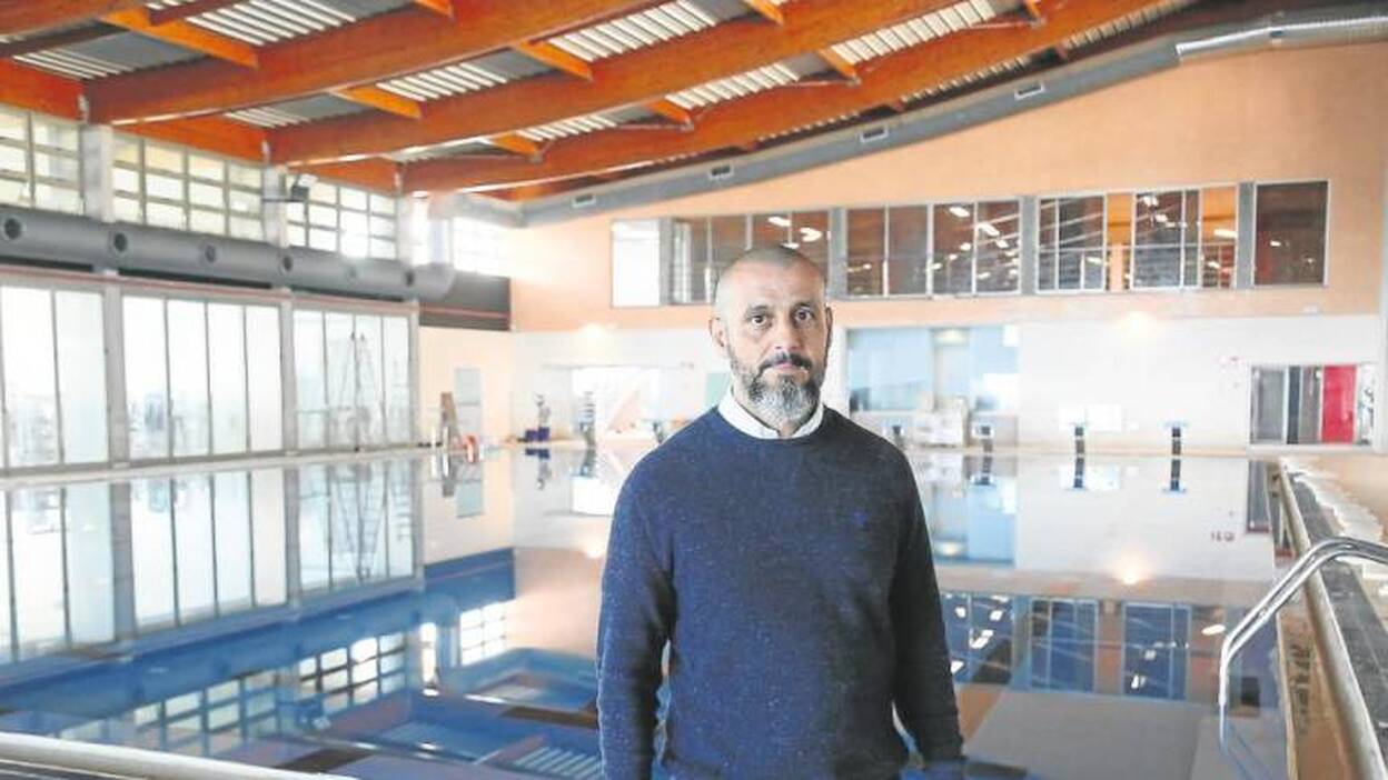 «Hay plazas para todos en la piscina»