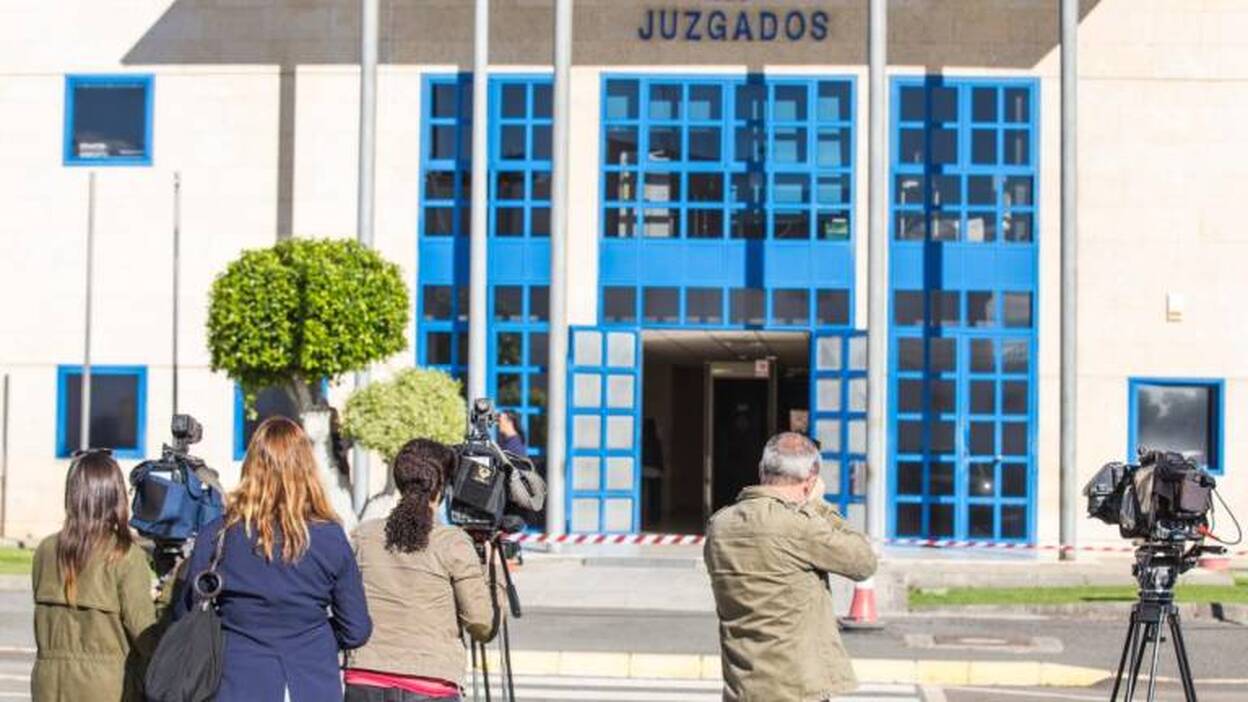 Sacan a punta de pistola a un kamikaze en la autopista del Sur