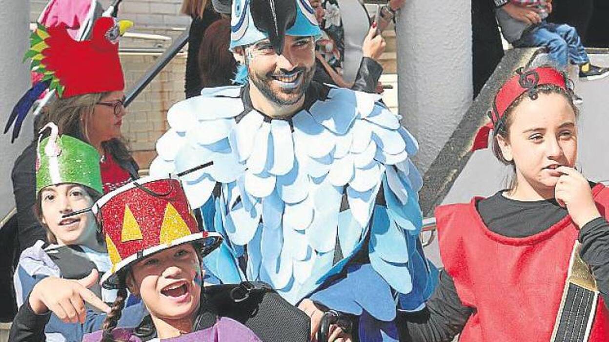 500 personas participan en el carnaval de San Juan de Dios