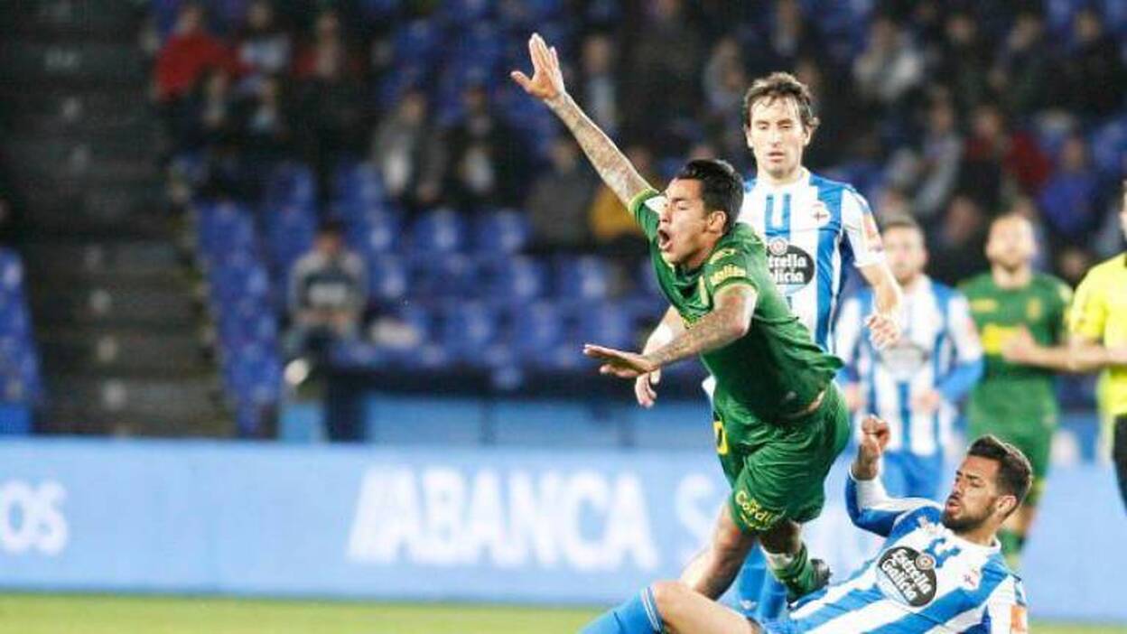Araujo, dos meses y medio de baja por lesión