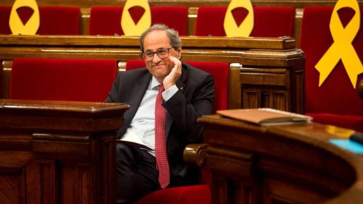Torra prepara una "respuesta combativa" a la orden de retirar los lazos