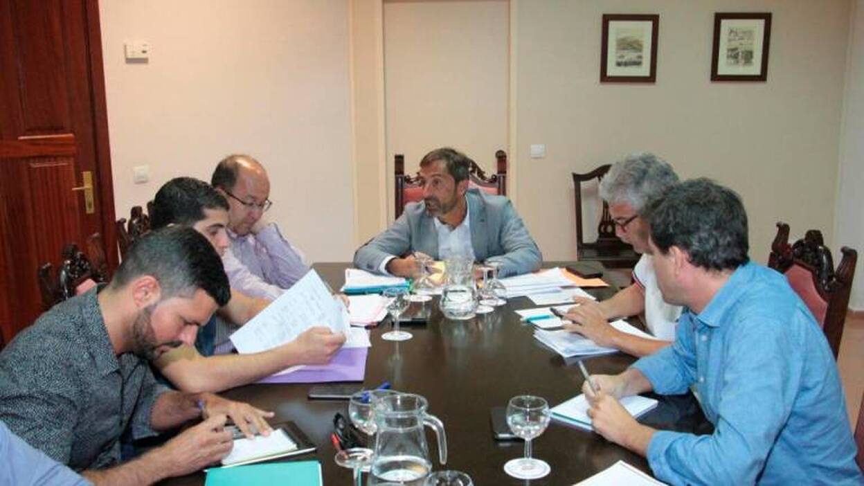 San Ginés avala el contrato suscrito en junio de 2013 con Canal Gestión