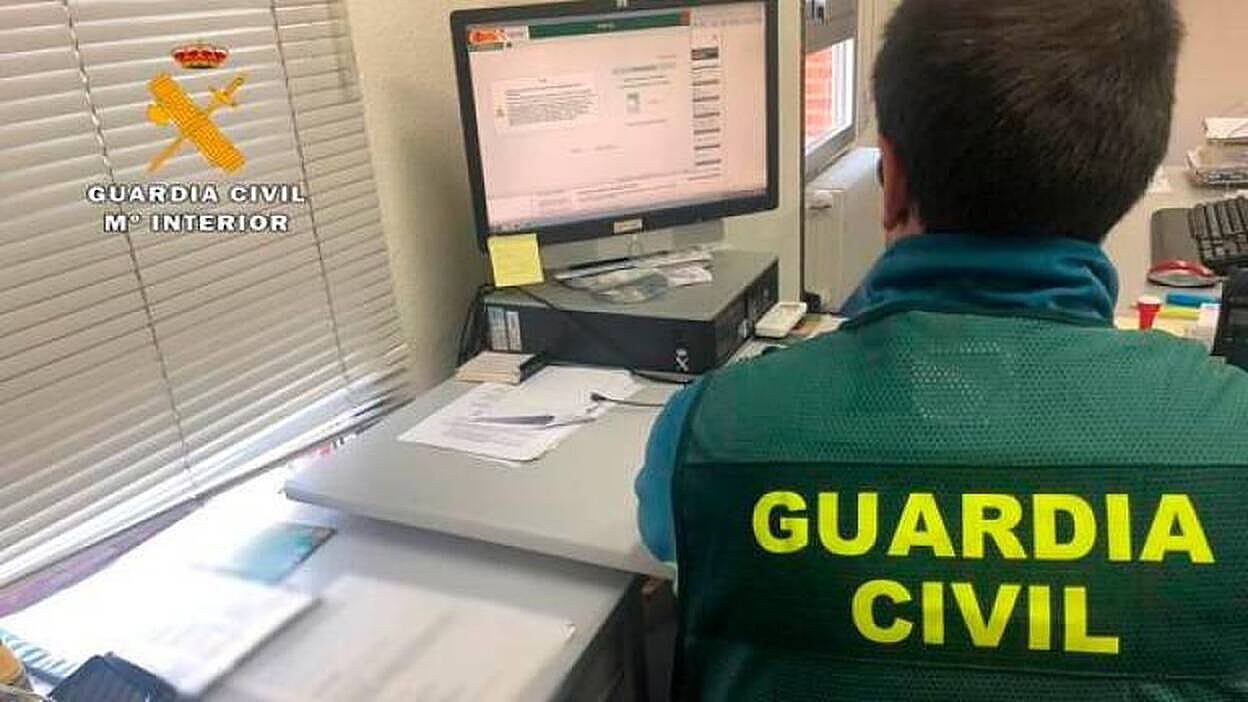 La Guardia Civil detiene a una persona por un delito de estafa en Gáldar