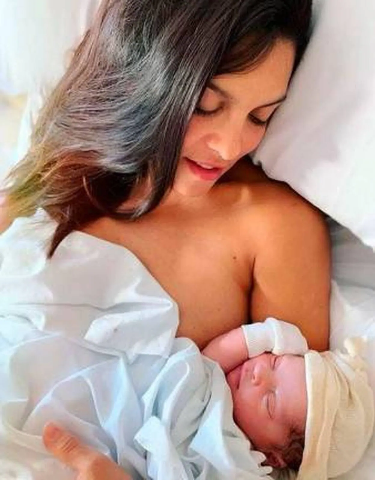Lorena Castell da a luz a su primer hijo