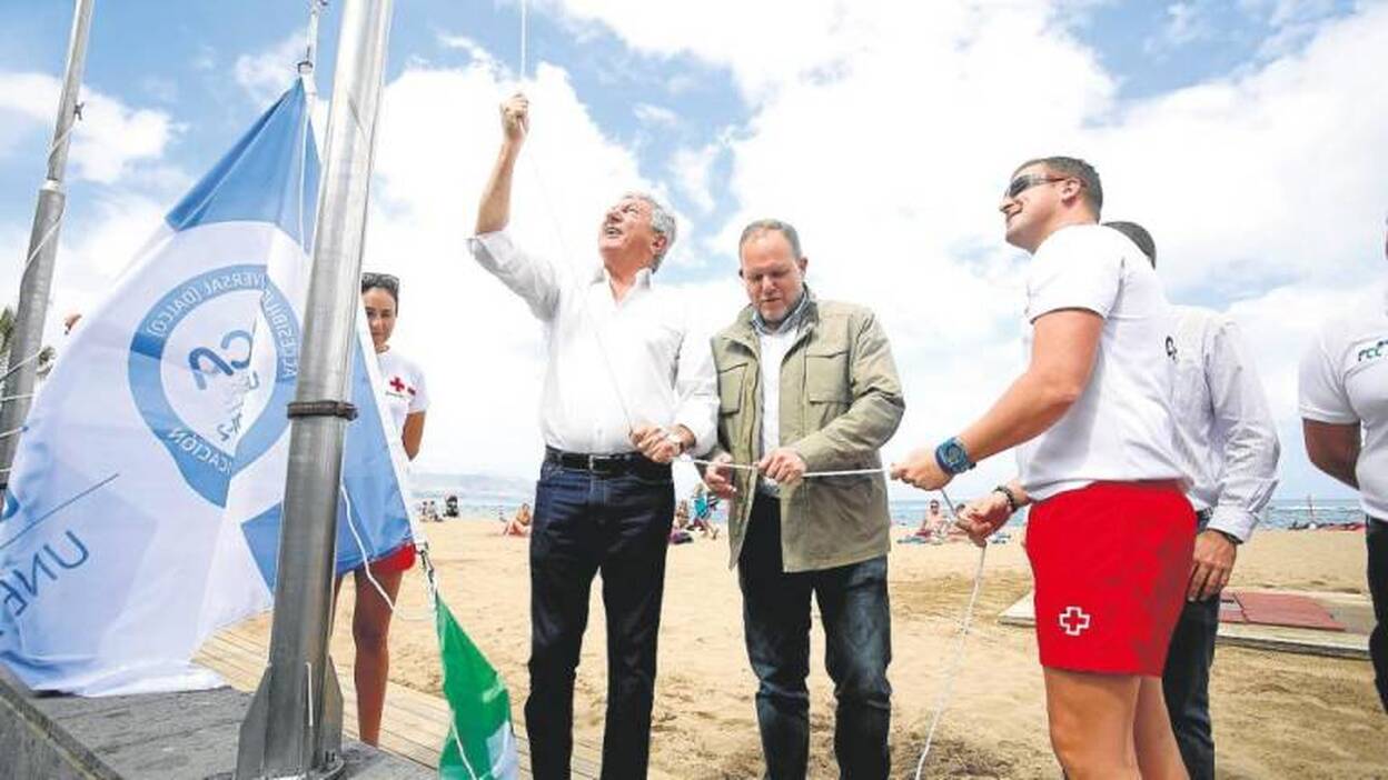 Las Canteras presume de calidad ambiental y accesibilidad