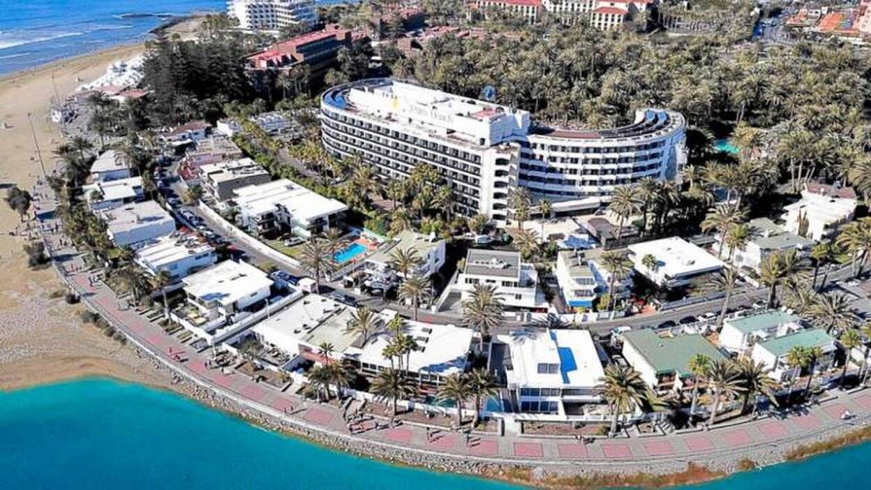 Detenido por robar un collar de oro a una turista de 85 años