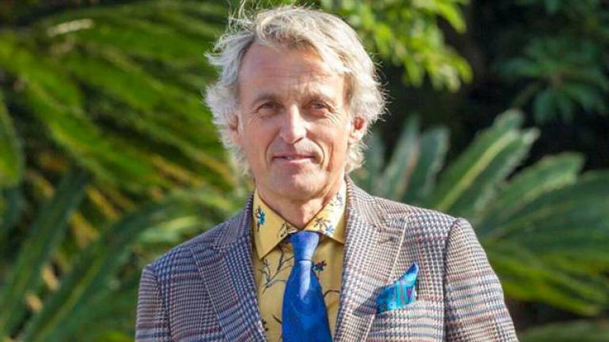 Jesús Calleja se rompe una clavícula en un accidente de bicicleta