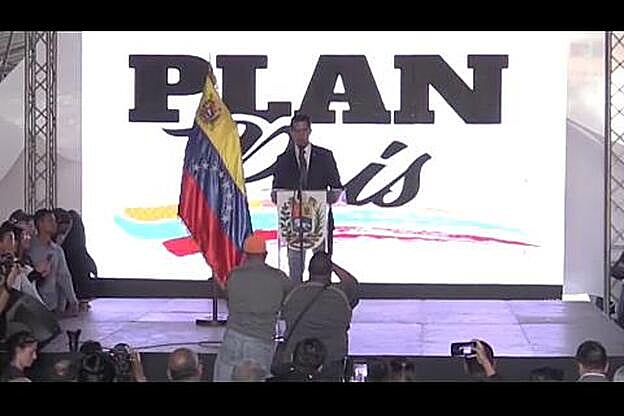 El Gobierno supera un segundo apagón y Guaidó es inhabilitado políticamente