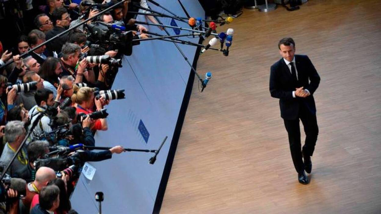 Macron anula su alocución por el incendio de Notre Dame