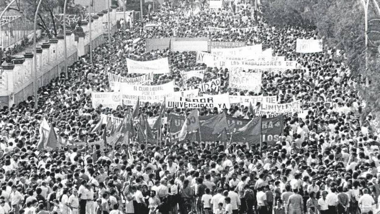 La universidad del pueblo cumple 30 años