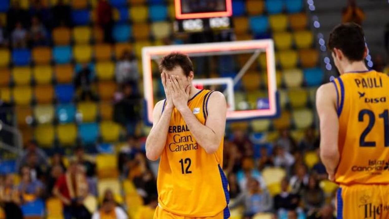El Gran Canaria se queda sin pívots tras la lesión de Balvin