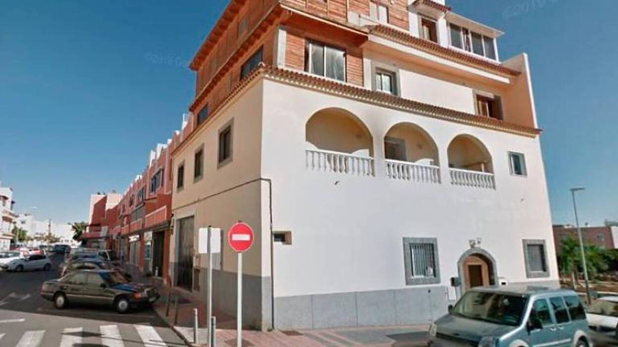 Grave tras ser agredida con arma blanca en El Tablero