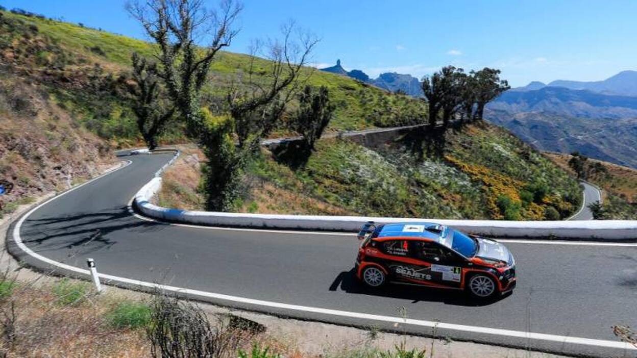 Alexey Lukyanuk mantiene su ventaja y Pepe López acaba segundo