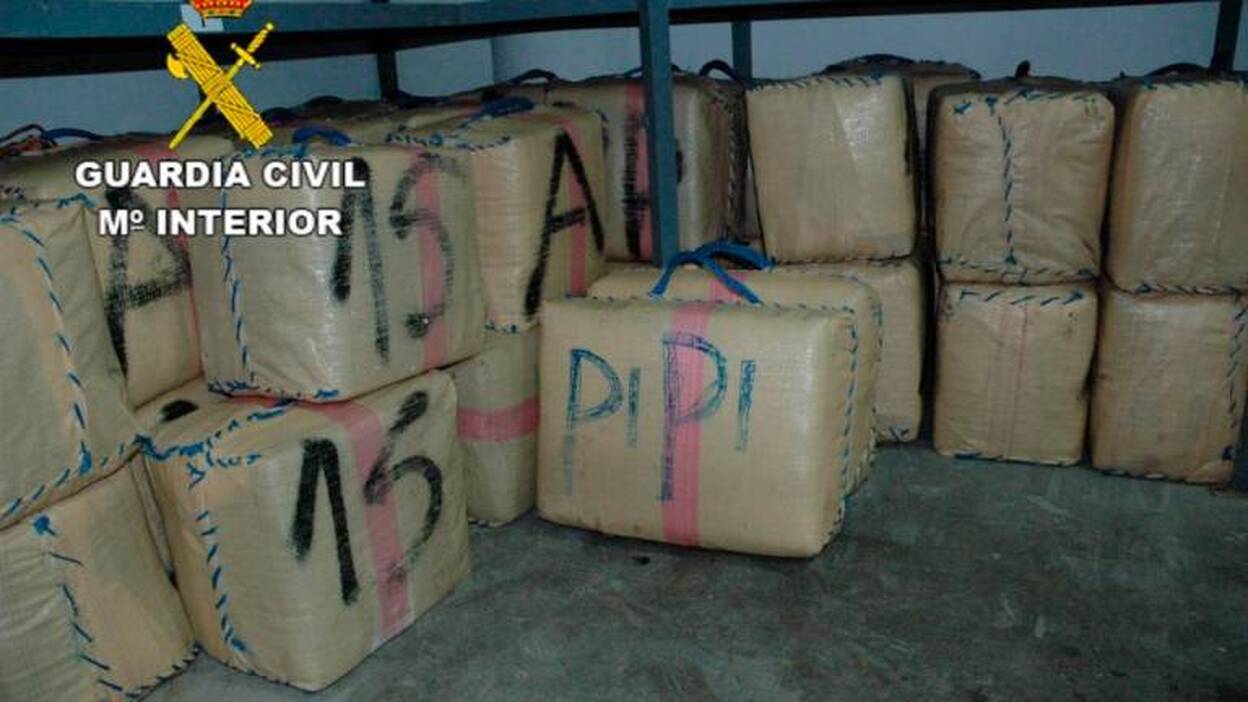Detenidos por introducir 1.500 kilos de hachís