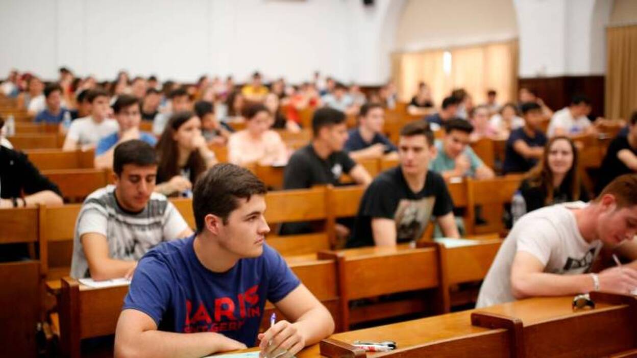 La tasa para hacer la Selectividad difiere hasta en 60 euros por comunidades