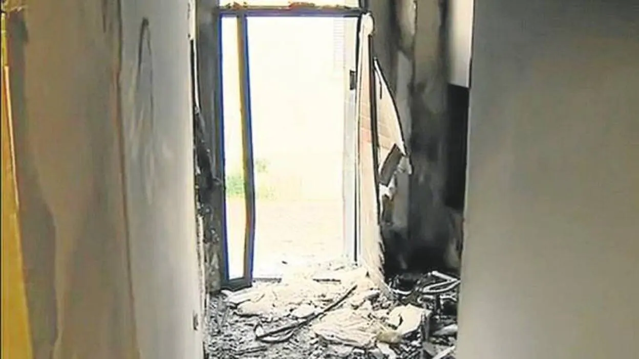 Fallece el hombre quemado al arder un edificio en Tamaraceite
